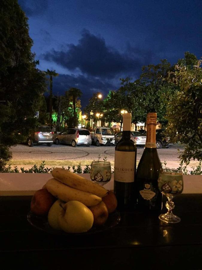 Mar Nero Hostel Батуми Екстериор снимка